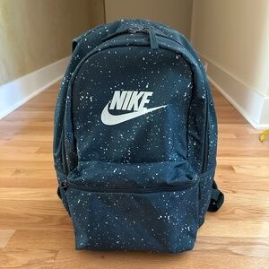 Nike Speckle Paint Splatter Green White Backpack